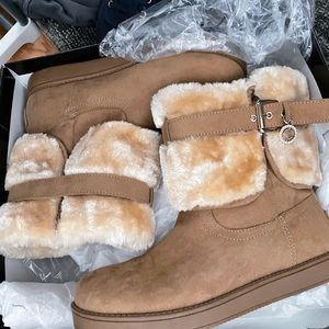 GBG tan suede faux fur lined boots